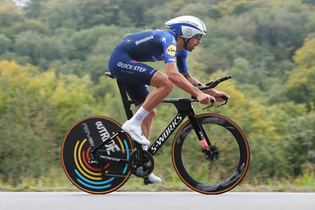 Mattia Cattaneo (Deceuninck-QuickStep) won the time trial stage