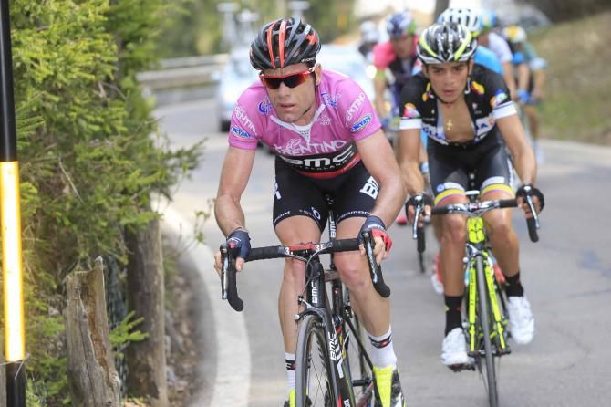Cadel Evans (BMC) defended his pink jersey through the final stage.