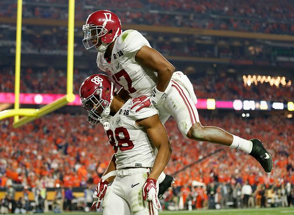 Alabama players celebrate.