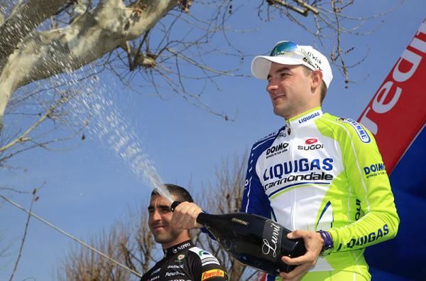 Elia Viviani (Liquigas - Cannondale) opens the champagne