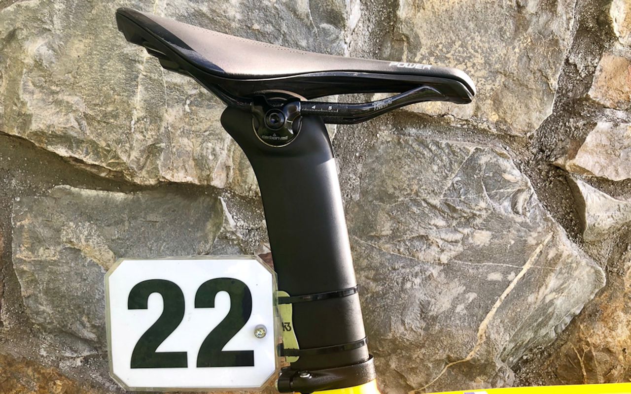 Alongside the carbon forks, the frame also uses a propietary carbon seat post from the Venge frameset