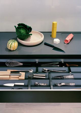 Best storage 'B3' drawer fitting system (including three dividers and wooden knife block), by Bulthaup