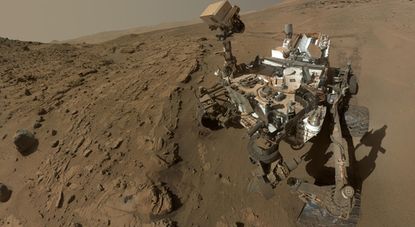 Mars Curiosity rover takes a selfie to mark its first Martian year