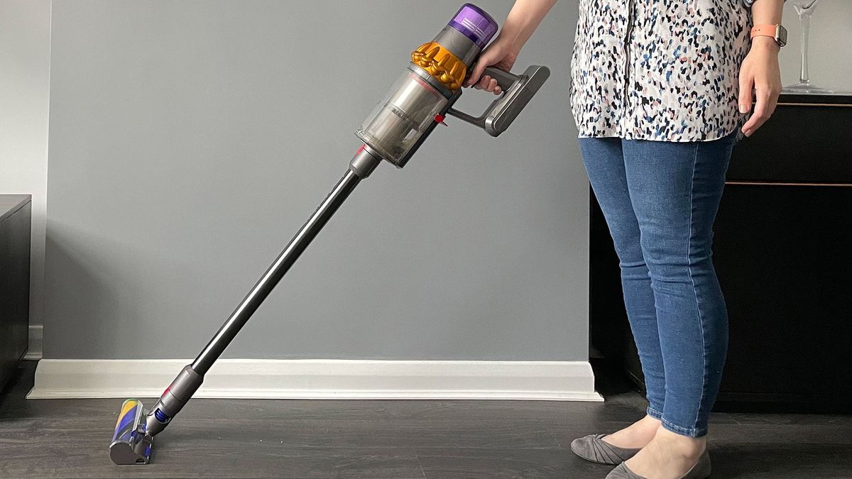 Dyson V15 Detect review | TechRadar