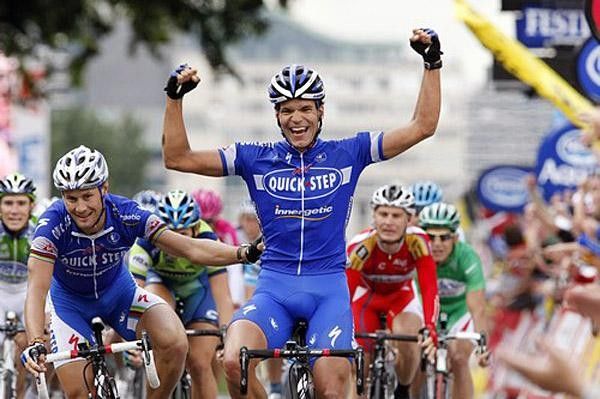 Yeah, baby! Steegmans shows the guns