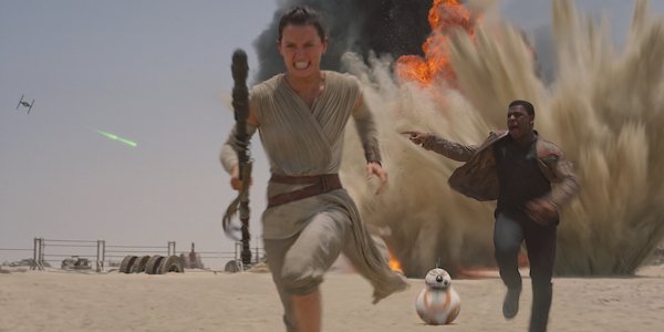 Star Wars: The Force Awakens Rey and Finn on the run