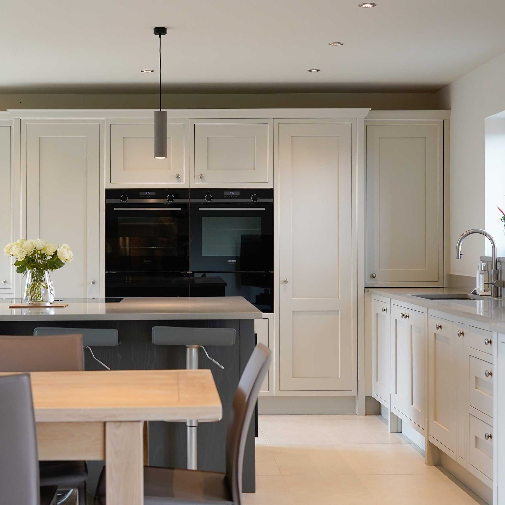 What Is The Kitchen Triangle Design? Experts Explain Kitchen Work ...