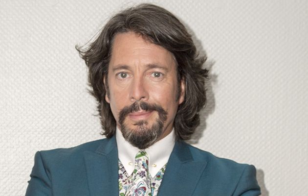 Laurence Llewelyn-Bowen and ex Bond girl to be in same BBC1 show!