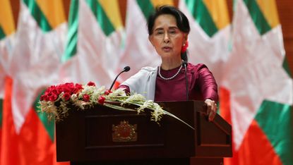 Aung San Suu Kyi gives her first public address on the Rohingya crisis