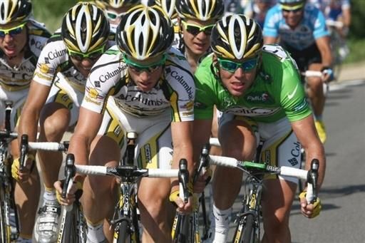 Mark Cavendish and his Team Columbia-HTC teammates.