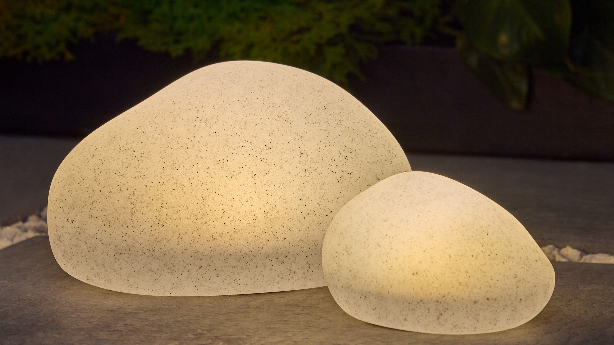 If I had my own garden, I’d be buying these £25 pebble-shaped outdoor lights from Next right now – they’re already sold out in one of the sizes