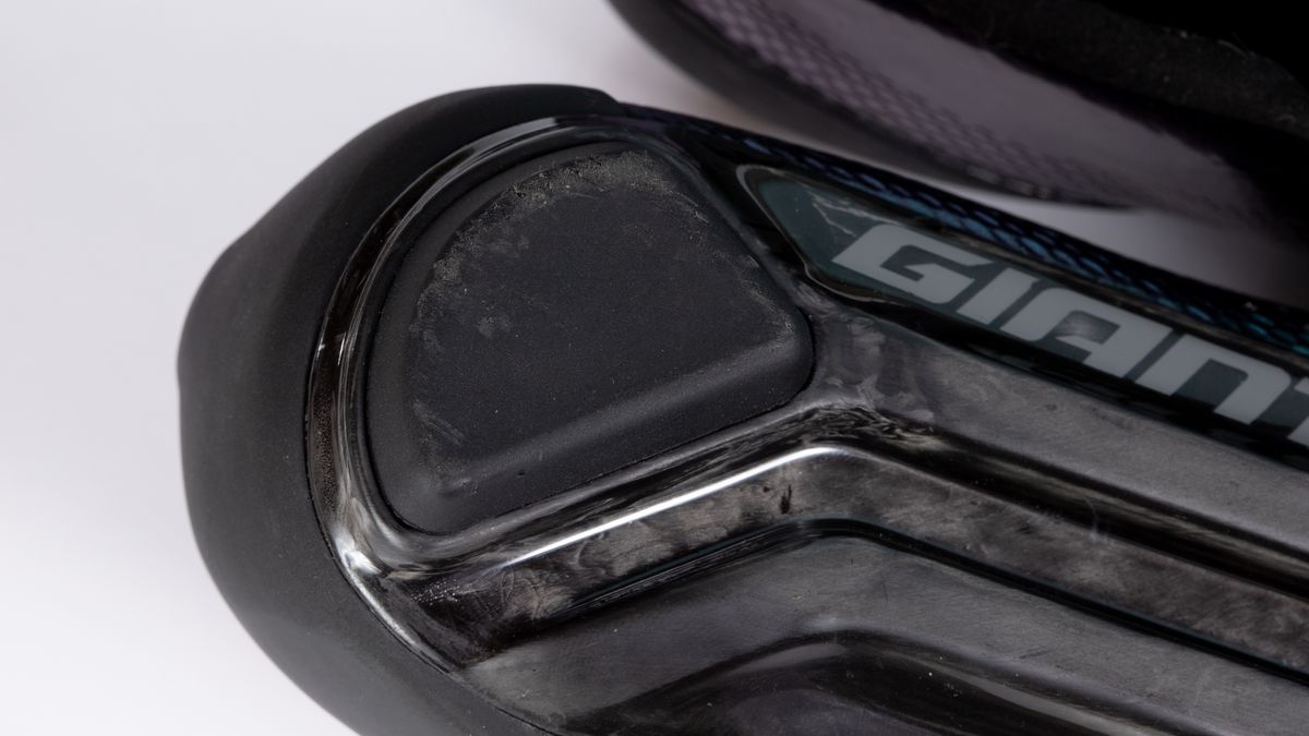 Giant Surge Pro road cycling shoe replaceable heel pad