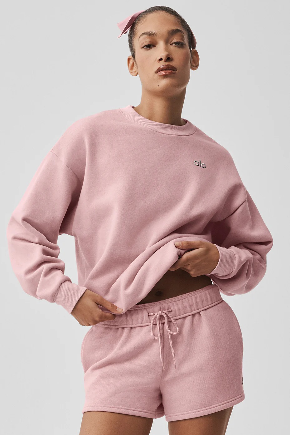 Alo, Accolade Crew Neck Pullover in Vintage Pink