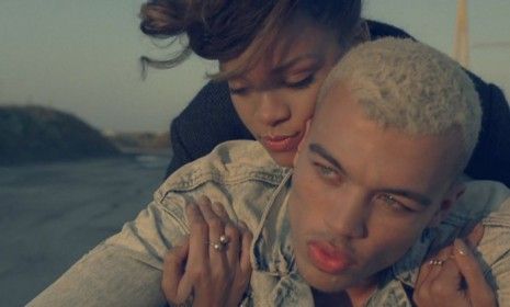 Rihanna&amp;#039;s new video &amp;quot;We Found Love&amp;quot; features a Chris Brown look alike and a whirlwind relationship that ends in a fight.