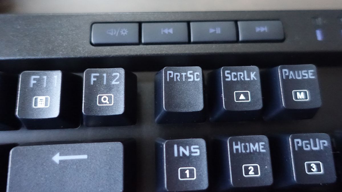 Redragon K580 Vata