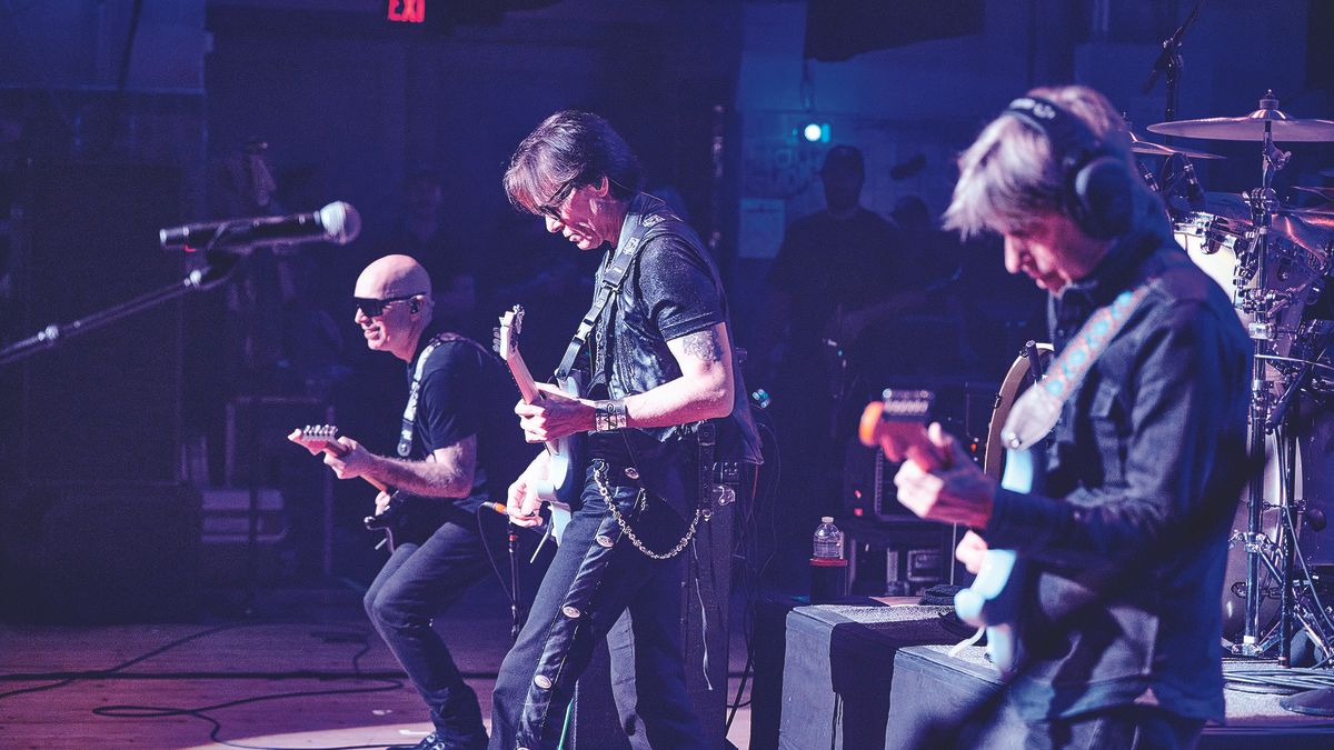 Joe Satriani, Steve Vai and Eric Johnson performing at the G3 tour