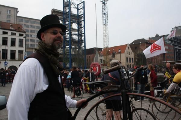 Antwerp put on a show at the start