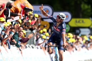 Mathieu van der Poel (Alpecin-Fenix) remembers his grandfather Raymond Poulidor with his stage 2 victory salute