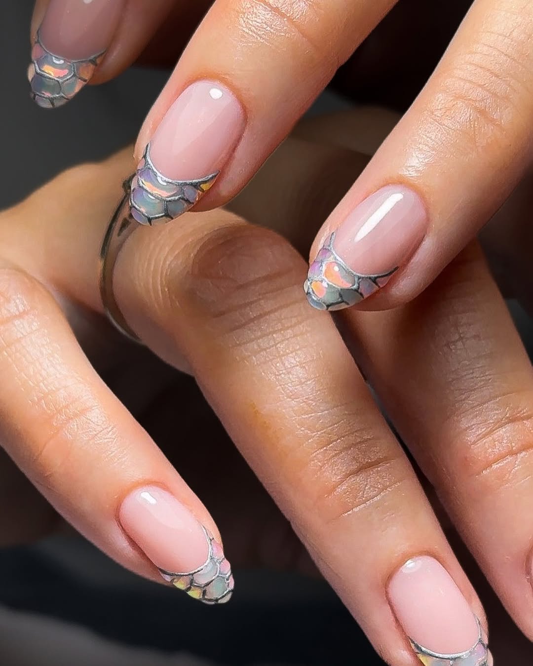 nails