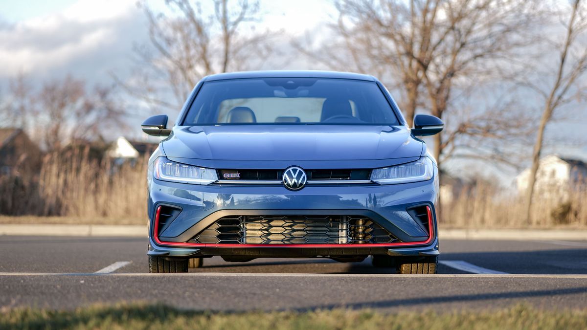 2025 Volkswagen Jetta GLI AutoBahn test drive.
