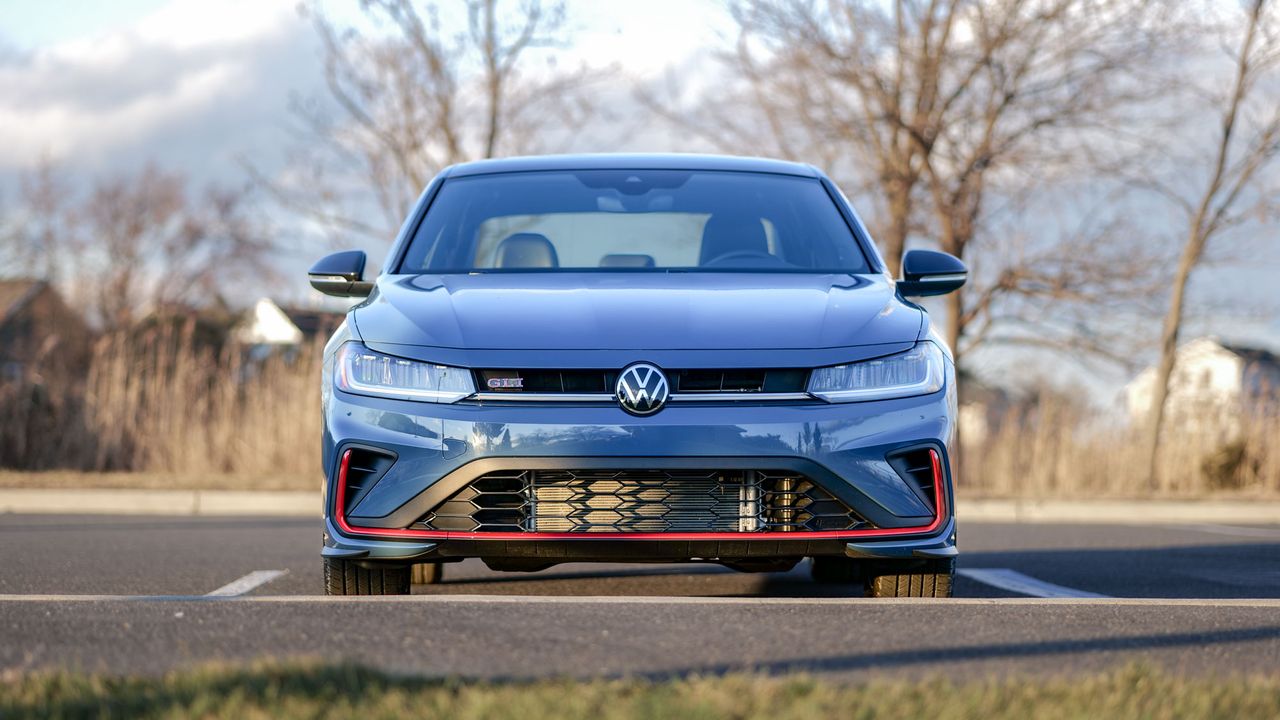 2025 Volkswagen Jetta GLI AutoBahn test drive.