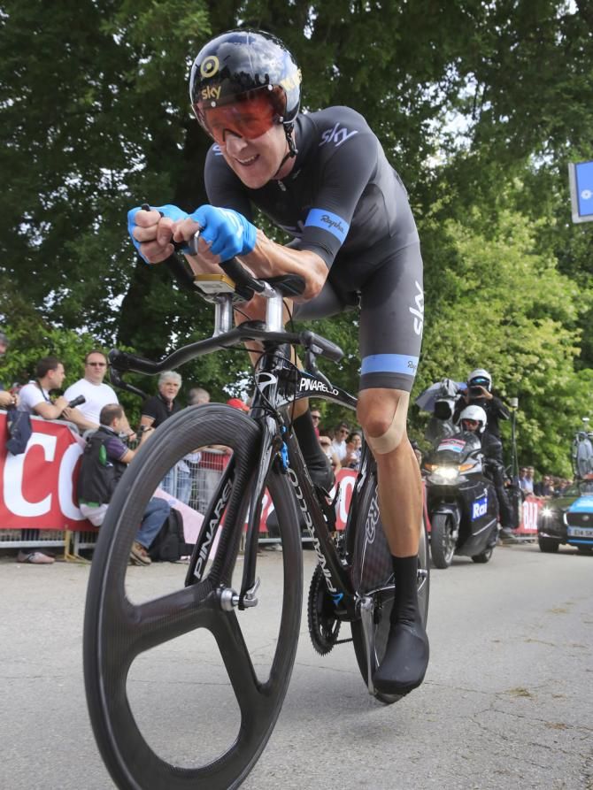 Giro d'Italia: Disappointment for Wiggins in Saltara time trial ...
