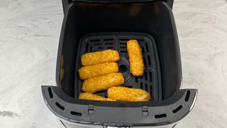 Paris Rhône Air Fryer making fish fingers