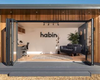 A garden room by Habin