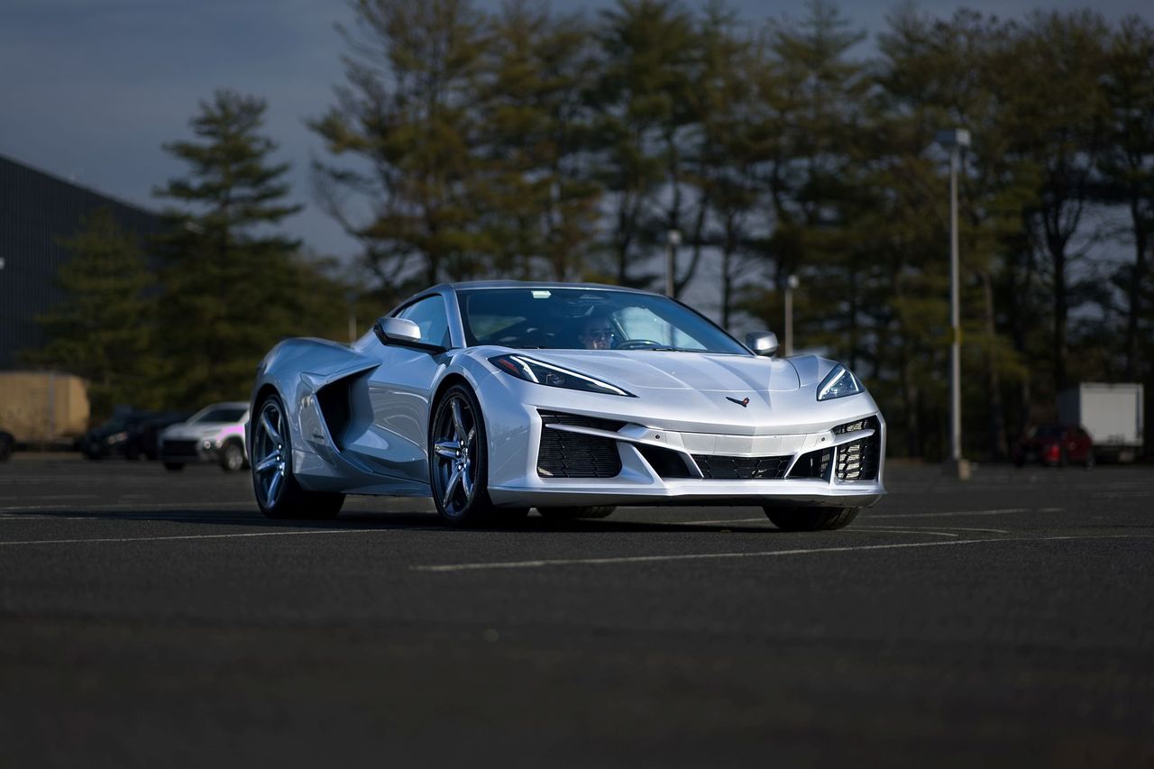 Chevrolet Corvette - Google Gemini vs human.