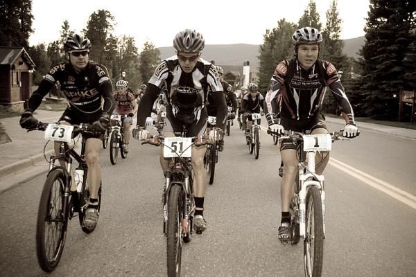 Racers start the Breckenridge 100