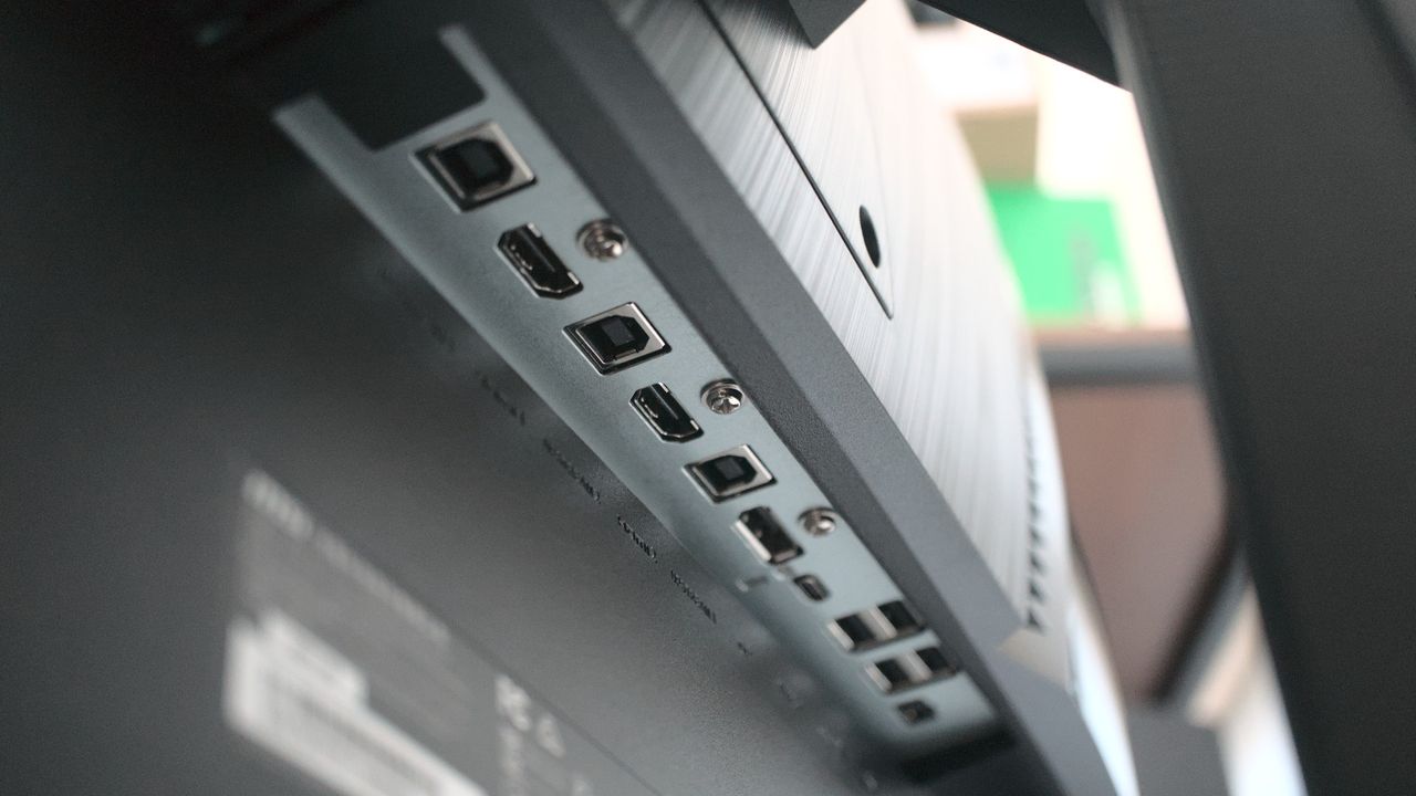 MSI Optix MPG321UR-QD