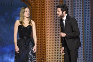 Kristen Bell and Leighton Meester staged a Gossip Girl reunion at the SAG Awards 2025, while Meester's husband Adam Brody joked with Bell about their chemistry in Nobody Wants This