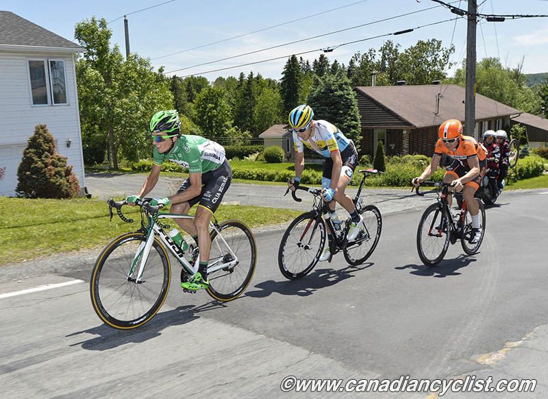 The final break group lead by Pello Bilbao (Caja Rural-Seguros RGA)