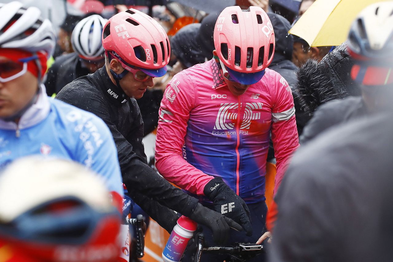 Alberto Bettiol at the race start