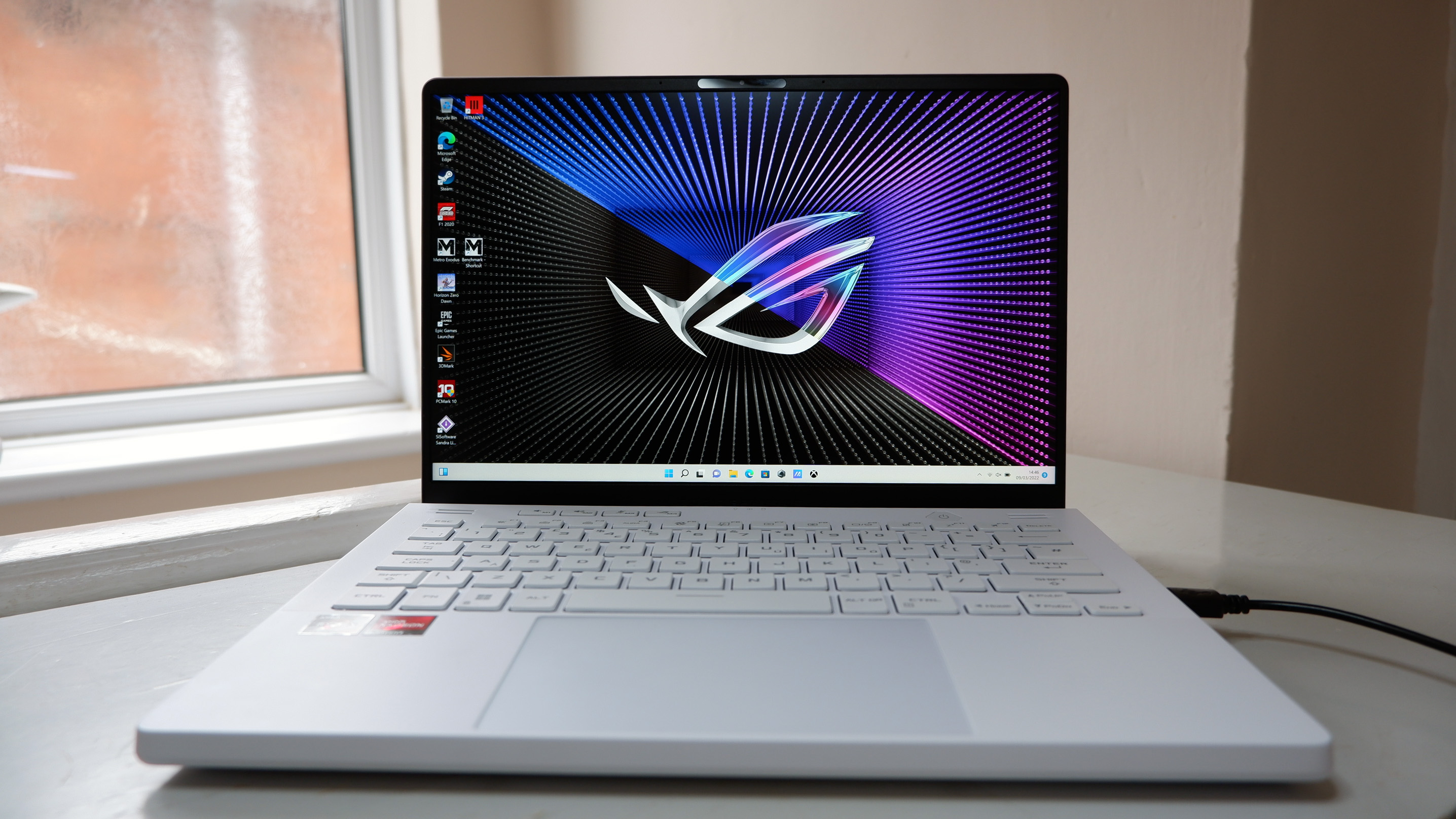 Asus ROG Zephyrus G14 (2022) review: Punching above its weight class