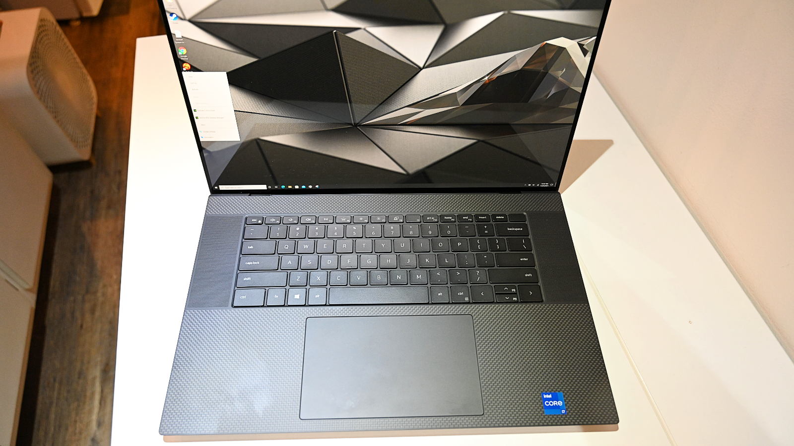 Dell Precision 5760 review | Laptop Mag