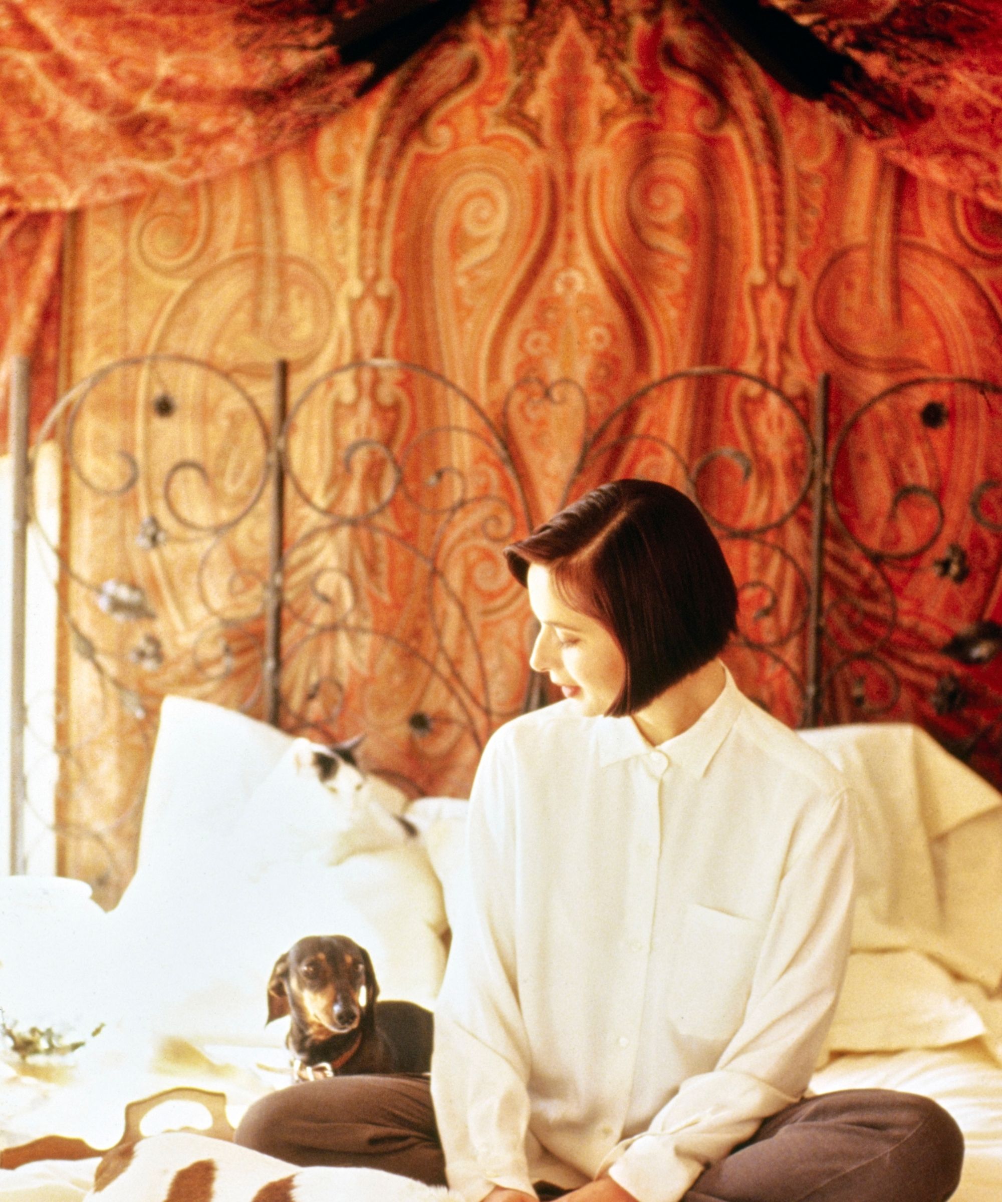isabella rossellini in her bedroom