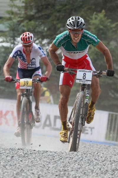 Marco Fontana adds a little excitement to the remaining podium spots with a sprint to the line with Todd Wells.