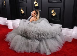 grammy outfit ariana grande