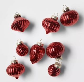 red baubles