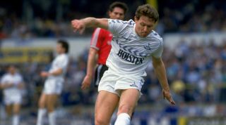 18 Apr 1987: Clive Allen of Tottenham Hotspur in action during the League Division One match against Charlton played at White Hart Lane in London, England. The match finished in a 1-0 win for Tottenham Hotspur. \ Mandatory Credit: Simon Bruty /Allsport