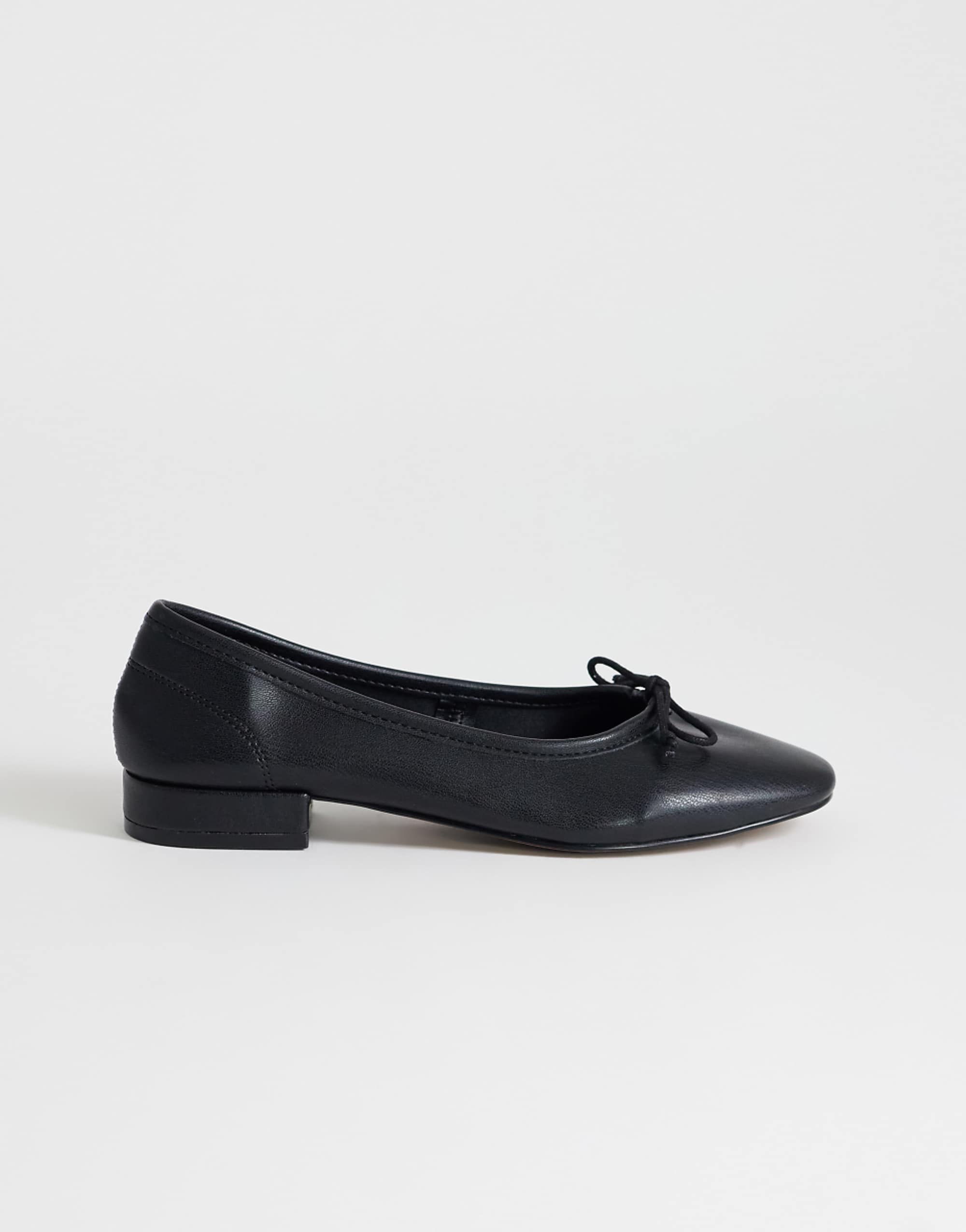 Topshop Dottie Block Heel Ballet Flats in Black