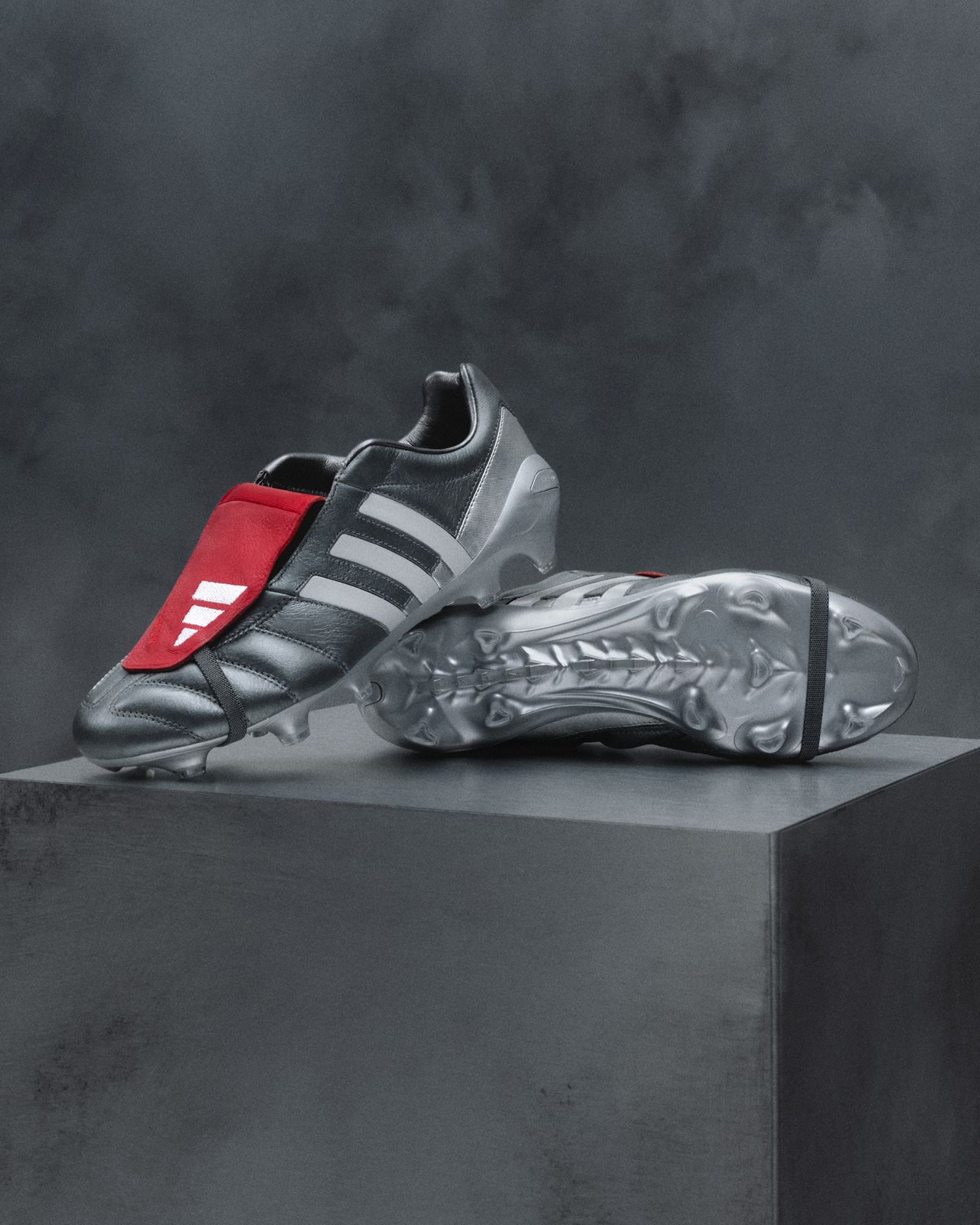 Adidas Predator Mania boots