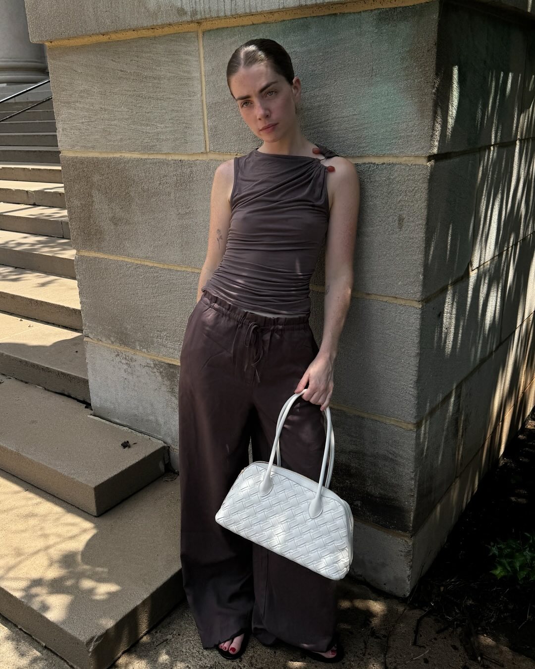 brown pant outfits