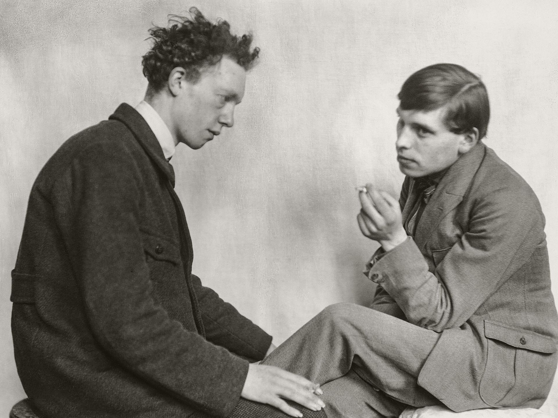 August Sander: Bohemians (Willy Bongard and Gottfried Brockmann), 1922-1925