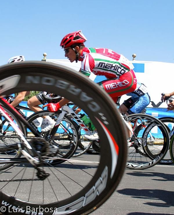 Hector Hugo Zamarron Rangel (Mexico) on his way to a win