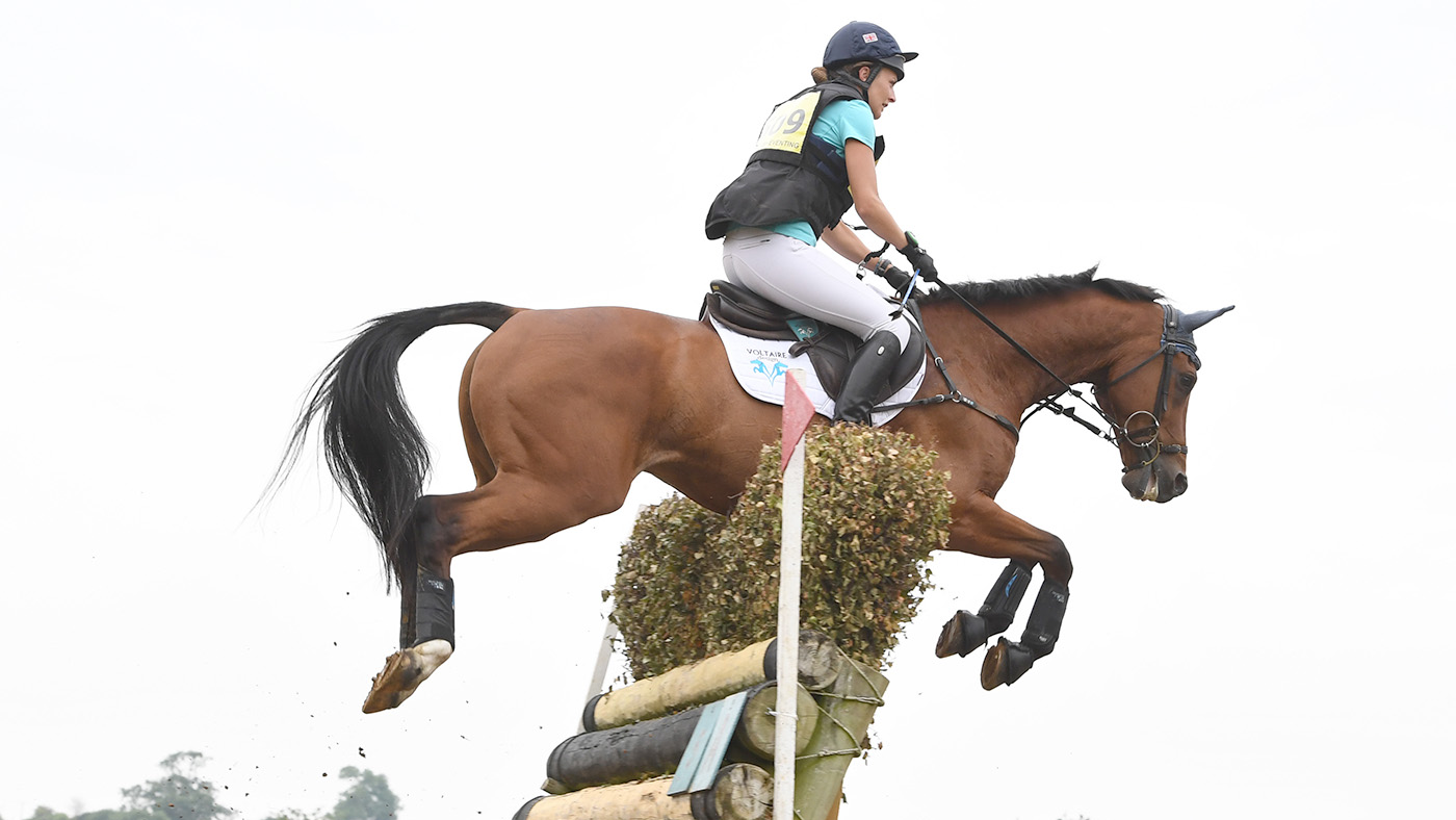 Aston H/T 21.07.18 Adv. Sec. L 1st Millie Dumas on Artistiek 609