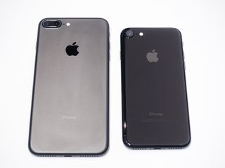 iPhones 7 and 7 Plus in space gray and black.