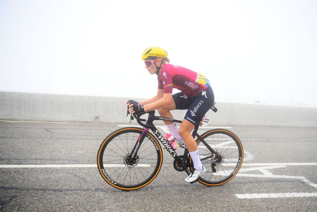 The ascent of the Tourmalet on stage 7 of the Tour de France Femmes
