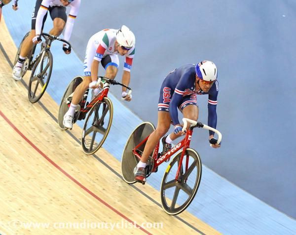Bobby Lea (USA) leads in the scratch race.